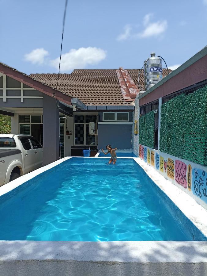 Jeli Homestay Ayer Puteh Jeli Kelantan Private Swimming Pool Kampong Jeli Kerawat Exterior foto