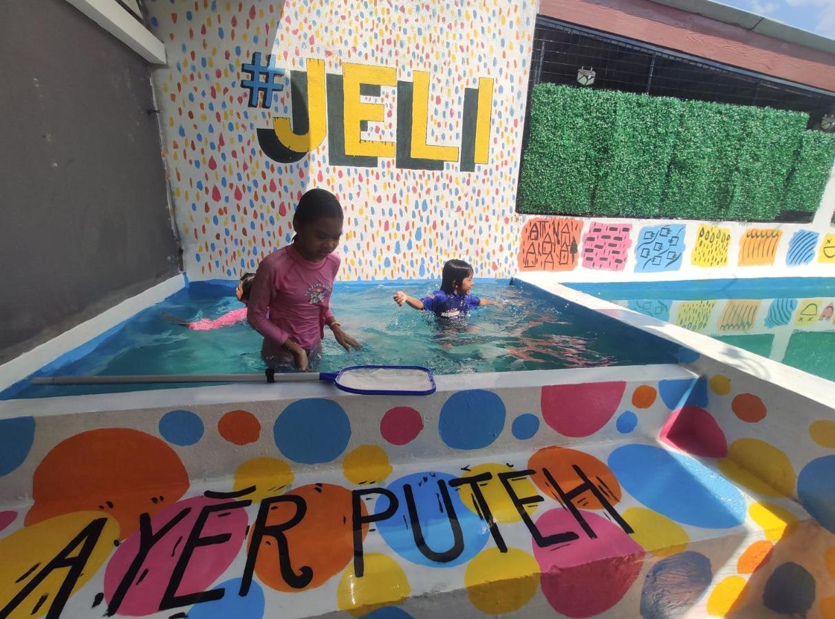 Jeli Homestay Ayer Puteh Jeli Kelantan Private Swimming Pool Kampong Jeli Kerawat Exterior foto